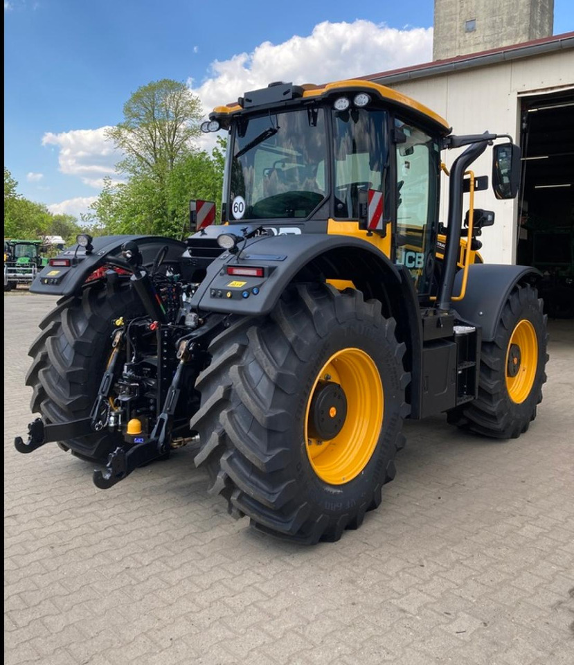 JCB FASTRAC 4220 - Трактор: снимка 4 JCB FASTRAC 4220 - Трактор: снимка 4