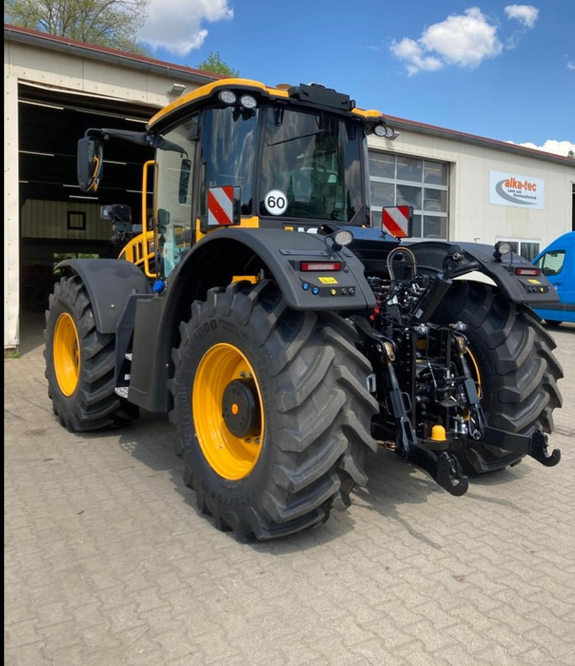 JCB FASTRAC 4220 - Трактор: снимка 3 JCB FASTRAC 4220 - Трактор: снимка 3