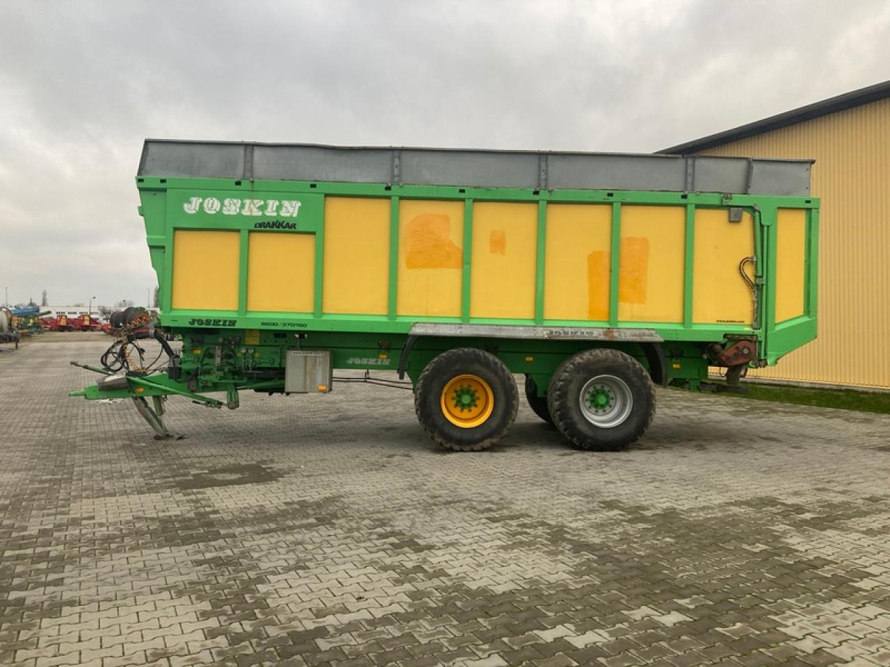 Joskin DRAKKAR 8600/37D180 - Селскостопанско ремарке самосвал: снимка 2 Joskin DRAKKAR 8600/37D180 - Селскостопанско ремарке самосвал: снимка 2