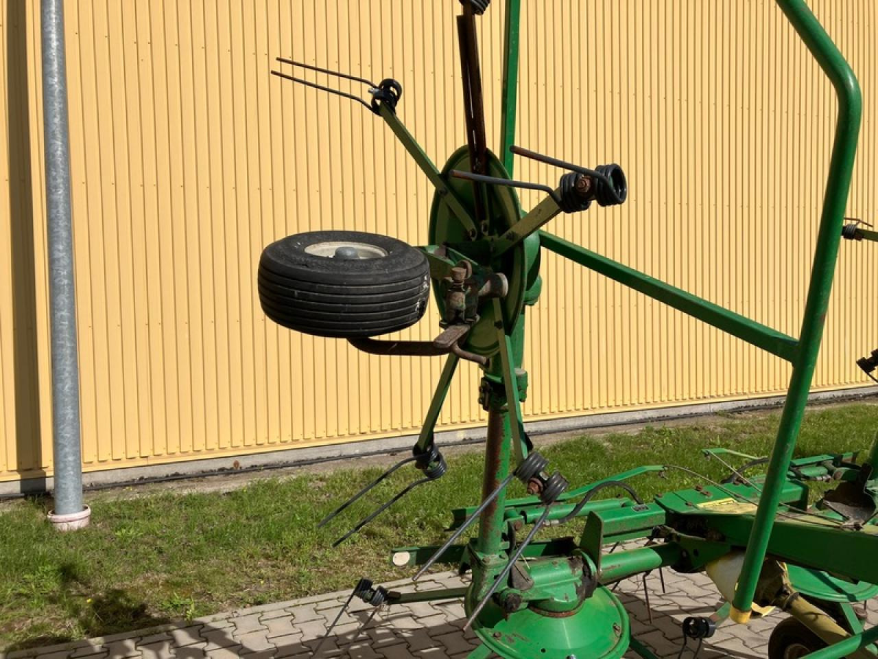 Kuhn GF 5001 MH - Гребло/ Сенообръщачка: снимка 5 Kuhn GF 5001 MH - Гребло/ Сенообръщачка: снимка 5