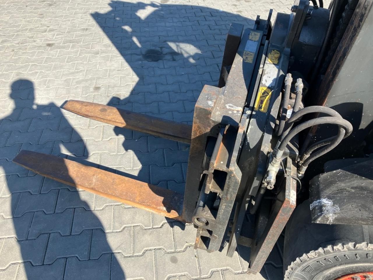 Мотокар Linde H35D EVO ENDLOSDREHGERÄT: снимка 6 Мотокар Linde H35D EVO ENDLOSDREHGERÄT: снимка 6