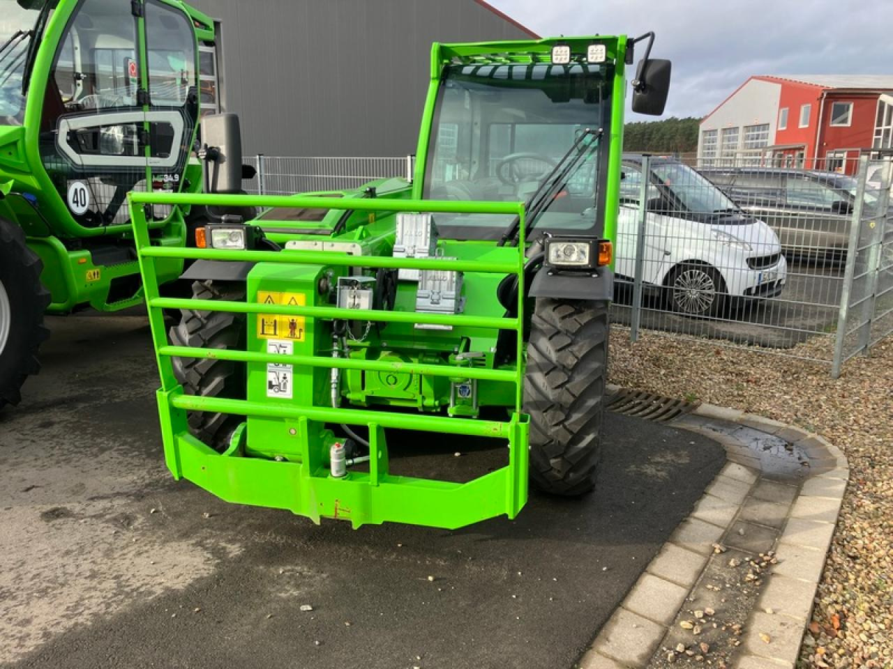 Merlo P27.6 PLUSAKTION - Телескопичен товарач: снимка 4 Merlo P27.6 PLUSAKTION - Телескопичен товарач: снимка 4