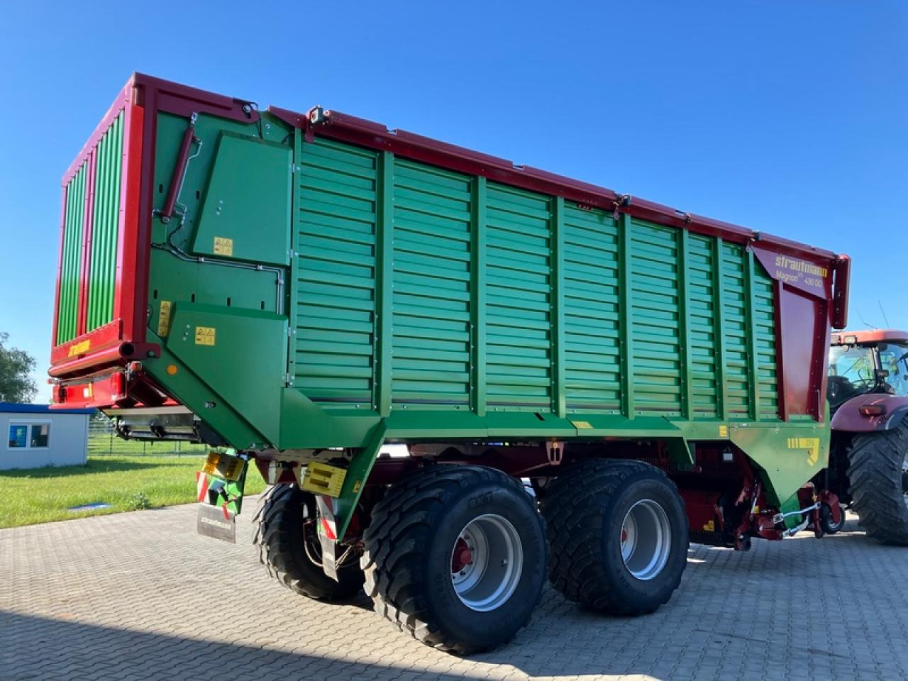 Strautmann MAGNON CFS - Саморазтоварващо се ремарке: снимка 4 Strautmann MAGNON CFS - Саморазтоварващо се ремарке: снимка 4