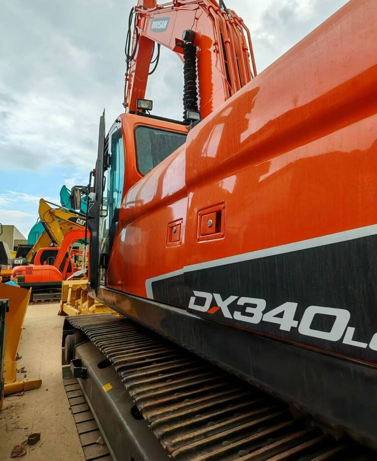 Doosan DX340 - Верижен багер: снимка 2 Doosan DX340 - Верижен багер: снимка 2