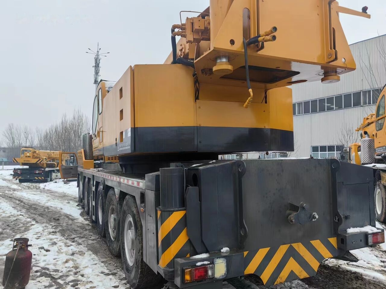 XCMG QAY200H 25t 35t 50t 55t 70t 80t 100t - Автокран: снимка 5 XCMG QAY200H 25t 35t 50t 55t 70t 80t 100t - Автокран: снимка 5