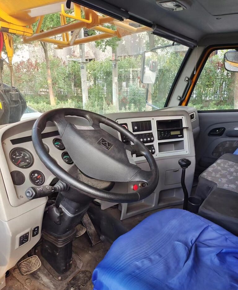 XCMG QY25K5 - Автокран: снимка 5 XCMG QY25K5 - Автокран: снимка 5