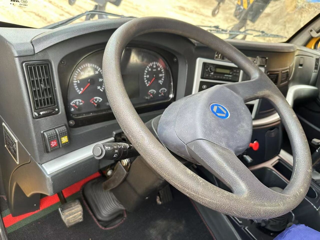 XCMG QY30KC QY30K XCT30 30T 30ton 50 60 70 80 100 - Автокран: снимка 3 XCMG QY30KC QY30K XCT30 30T 30ton 50 60 70 80 100 - Автокран: снимка 3
