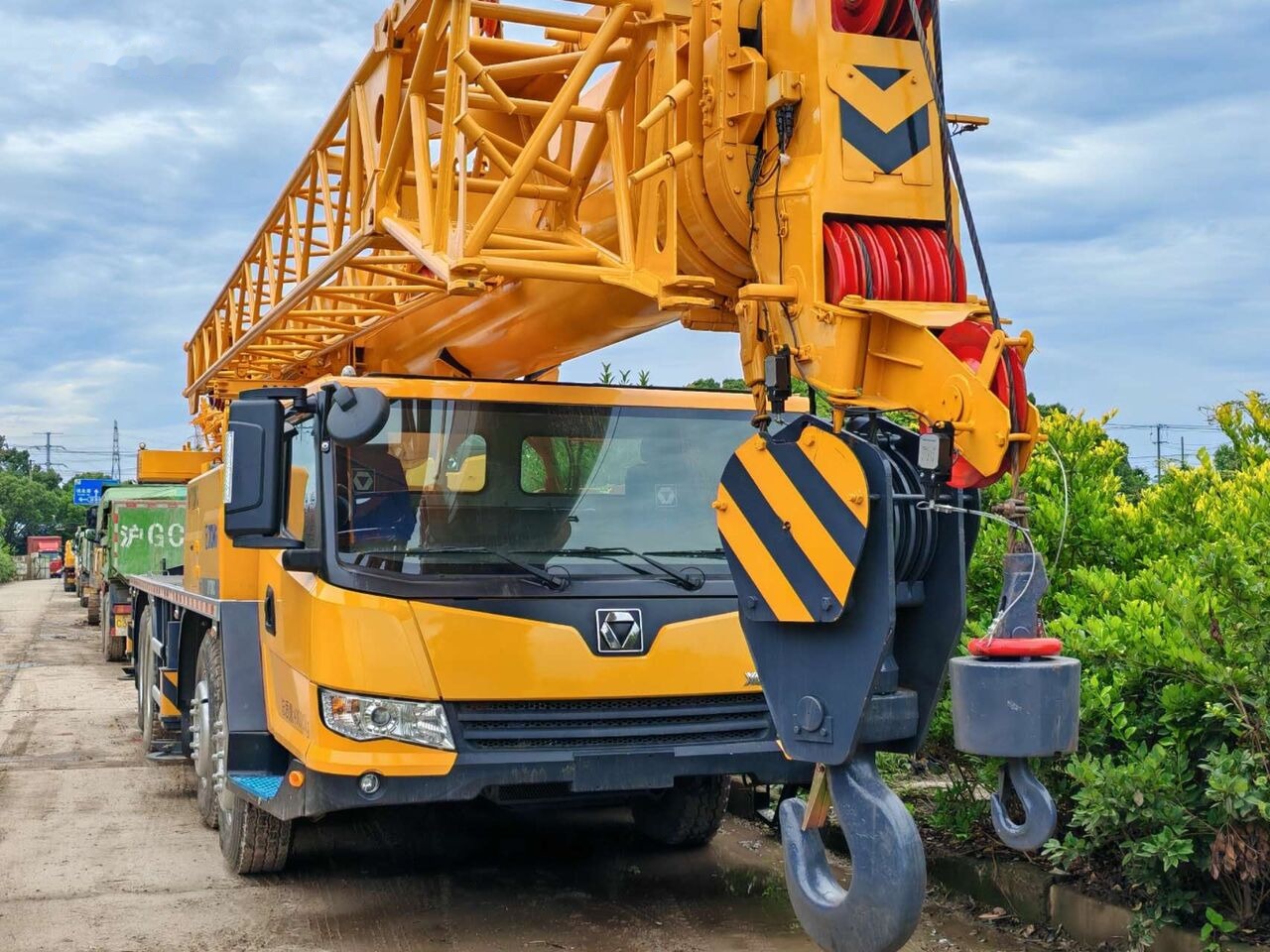 XCMG QY70KC QY70KA XCT70 50 60 80 100 130 - Автокран: снимка 2 XCMG QY70KC QY70KA XCT70 50 60 80 100 130 - Автокран: снимка 2