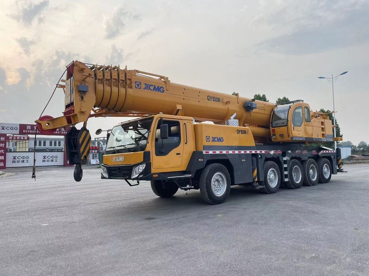 XCMG QY90K QY30K QY50K QY70K QAY200 truck crane - Автокран: снимка 1 XCMG QY90K QY30K QY50K QY70K QAY200 truck crane - Автокран: снимка 1