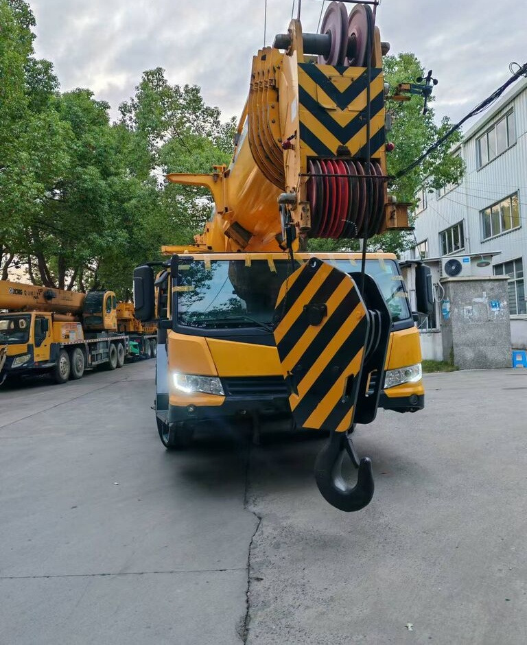 XCMG XCT130 - Автокран: снимка 1 XCMG XCT130 - Автокран: снимка 1