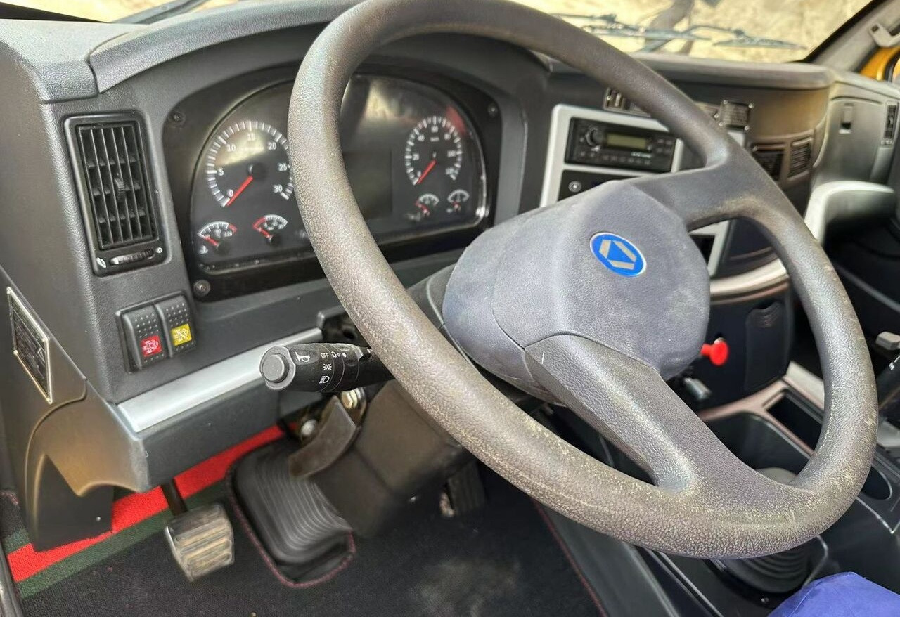 Автокран XCMG XCT25: снимка 6