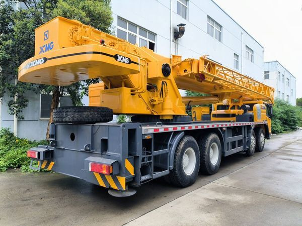 XCMG XCT50 XCT30 XCT35 QY50KC QY50K 50T 50ton 50 35 60 for sale - Автокран: снимка 4 XCMG XCT50 XCT30 XCT35 QY50KC QY50K 50T 50ton 50 35 60 for sale - Автокран: снимка 4
