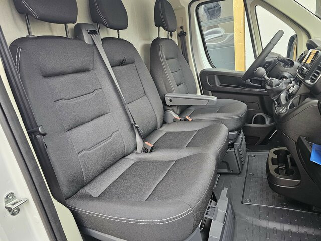 Нови Товарен бус FIAT Ducato 35 140 Serie10-9.2 L2H1 Premium Kabine...: снимка 21 Нови Товарен бус FIAT Ducato 35 140 Serie10-9.2 L2H1 Premium Kabine...: снимка 21