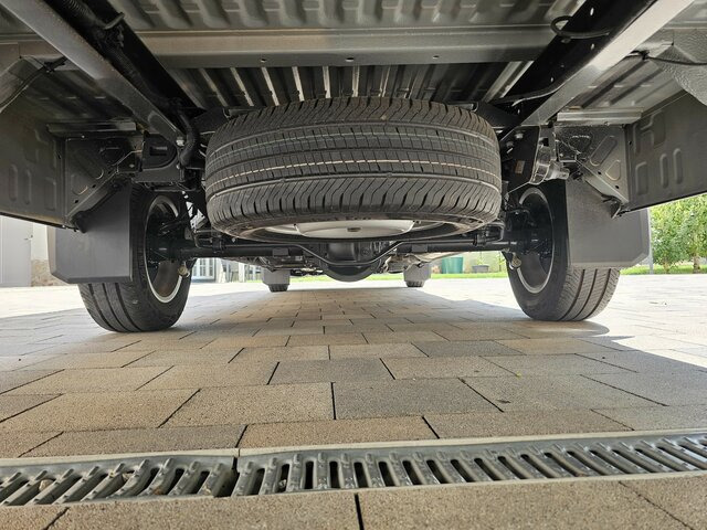 Товарен бус, Бус с двойна кабина IVECO Daily 35S18HA8V DOKA Snoeks Mixto Hi-Matic 16m³...: снимка 31