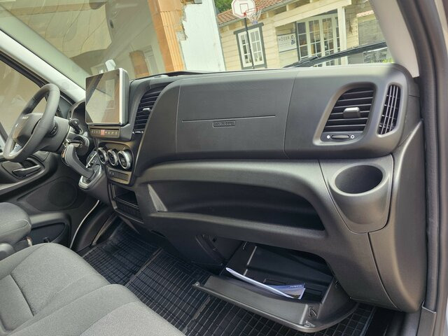 Товарен бус, Бус с двойна кабина IVECO Daily 35S18HA8V DOKA Snoeks Mixto Hi-Matic 16m³...: снимка 16