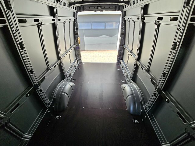 Товарен бус, Бус с двойна кабина IVECO Daily 35S18HA8V DOKA Snoeks Mixto Hi-Matic 16m³...: снимка 30