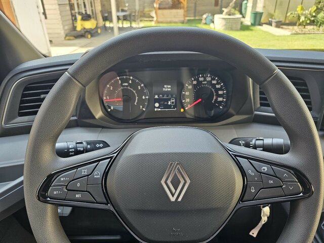 RENAULT Master L2H2 170 Neues Modell 10'' Navi Kamera - Товарен бус: снимка 3 RENAULT Master L2H2 170 Neues Modell 10'' Navi Kamera - Товарен бус: снимка 3