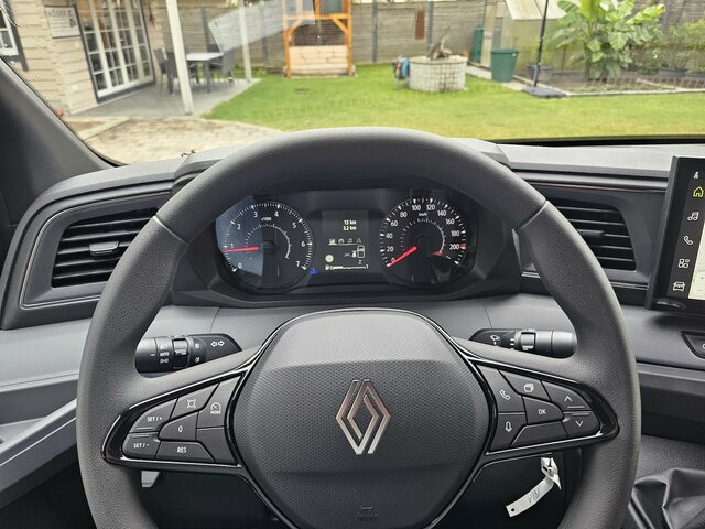 RENAULT Master L3H2 170 Neues Modell 10'' Navi Kamera... - Товарен бус: снимка 3 RENAULT Master L3H2 170 Neues Modell 10'' Navi Kamera... - Товарен бус: снимка 3