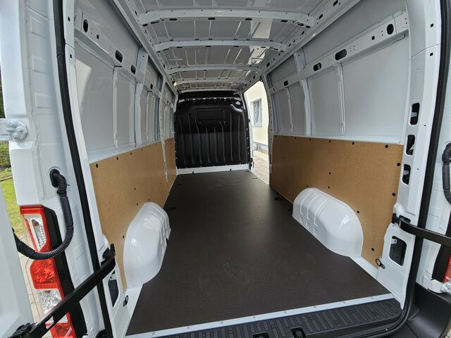 Нови Товарен бус RENAULT Master L3H2 dci 150 3,5t PRO+ Navi PDC: снимка 31