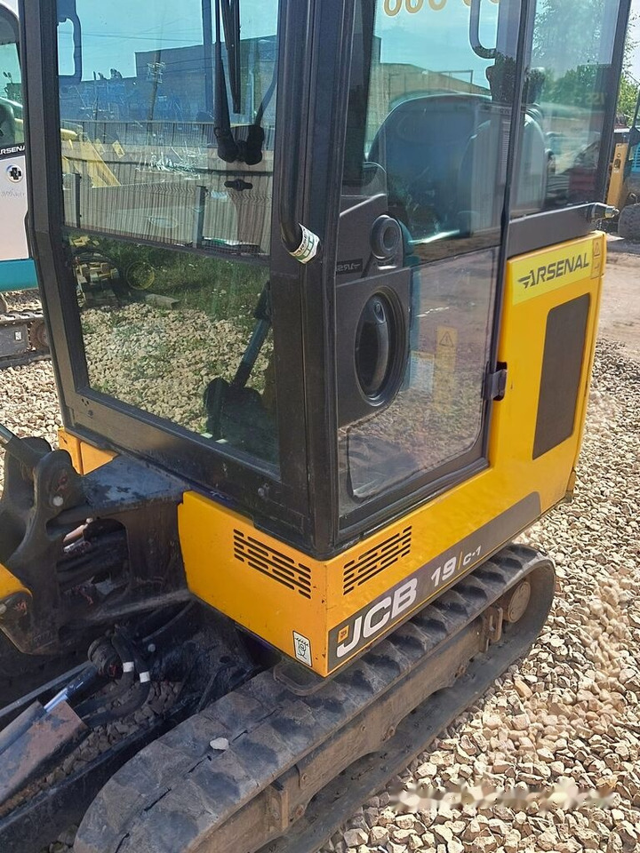 JCB 19 C! - Мини багер: снимка 2 JCB 19 C! - Мини багер: снимка 2