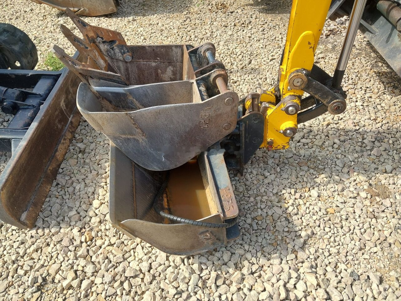 JCB 19 C! - Мини багер: снимка 3 JCB 19 C! - Мини багер: снимка 3