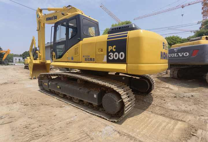 Automation Used komatsu pc300-7 excavator second hand ecvacators cheap price used komatsu for hot sale - Верижен багер: снимка 4 Automation Used komatsu pc300-7 excavator second hand ecvacators cheap price used komatsu for hot sale - Верижен багер: снимка 4