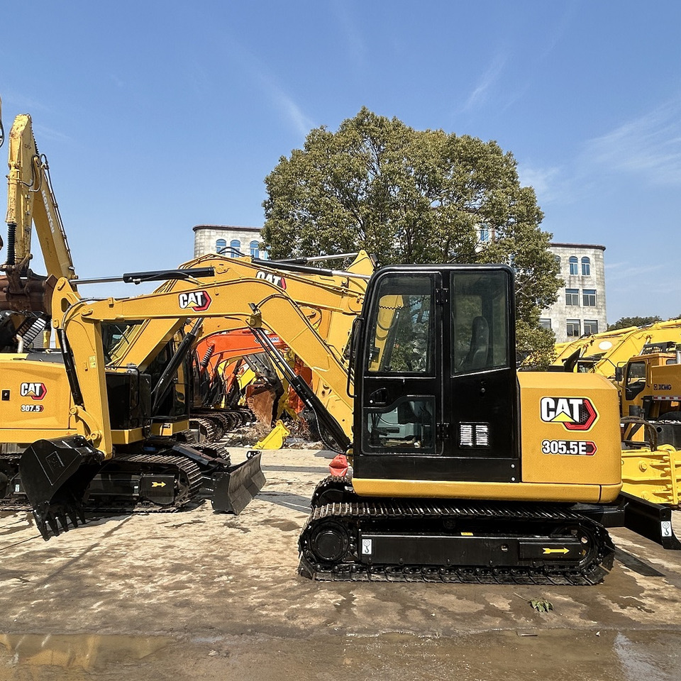 CAT 305.5E2 Excavator - Верижен багер: снимка 1 CAT 305.5E2 Excavator - Верижен багер: снимка 1