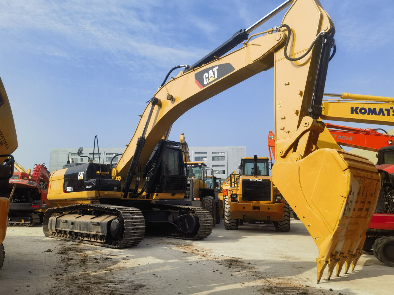 CAT 330D2L Excavator - Верижен багер: снимка 1 CAT 330D2L Excavator - Верижен багер: снимка 1