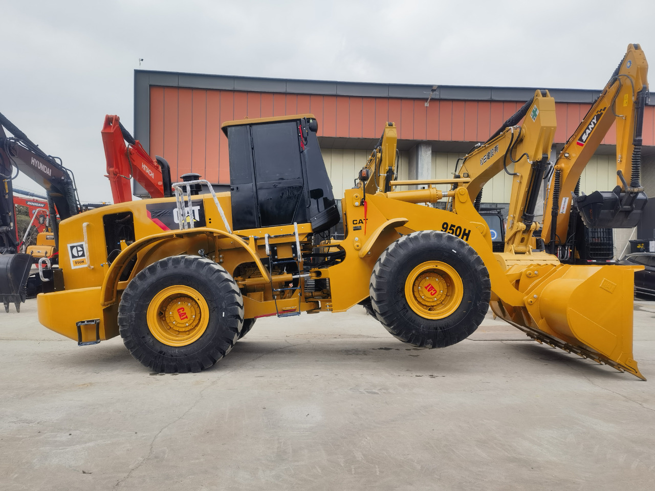 CAT 950H Wheel Loader - Колесен товарач: снимка 3 CAT 950H Wheel Loader - Колесен товарач: снимка 3