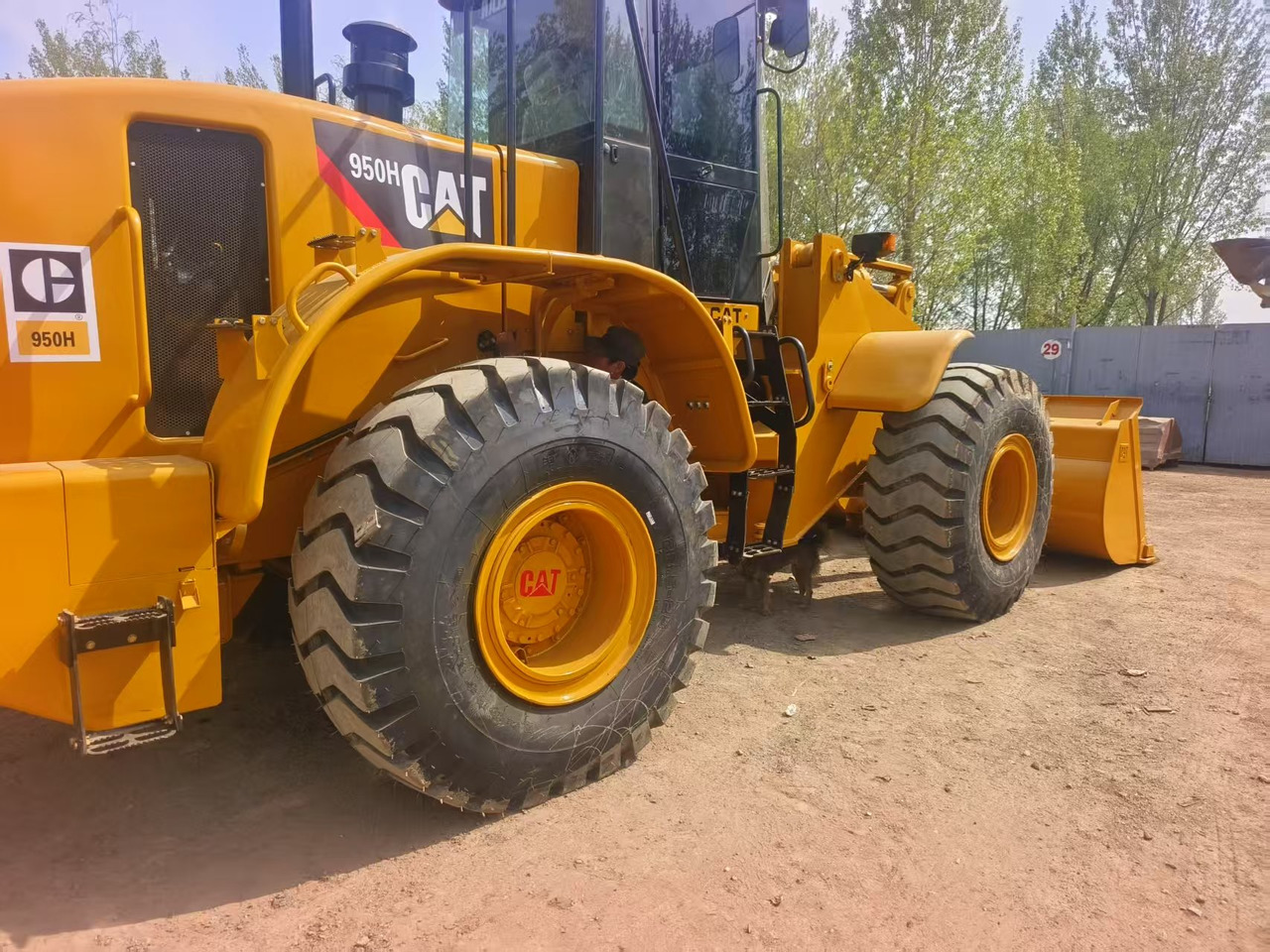 CAT 950H Wheel Loader - Колесен товарач: снимка 1 CAT 950H Wheel Loader - Колесен товарач: снимка 1