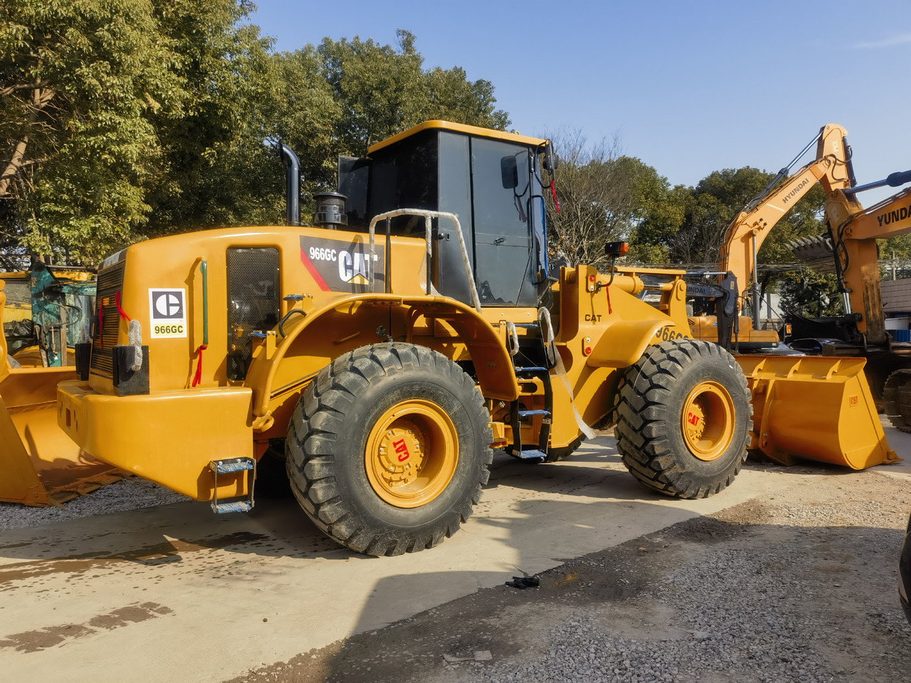 CAT 966GC - Колесен товарач: снимка 3 CAT 966GC - Колесен товарач: снимка 3