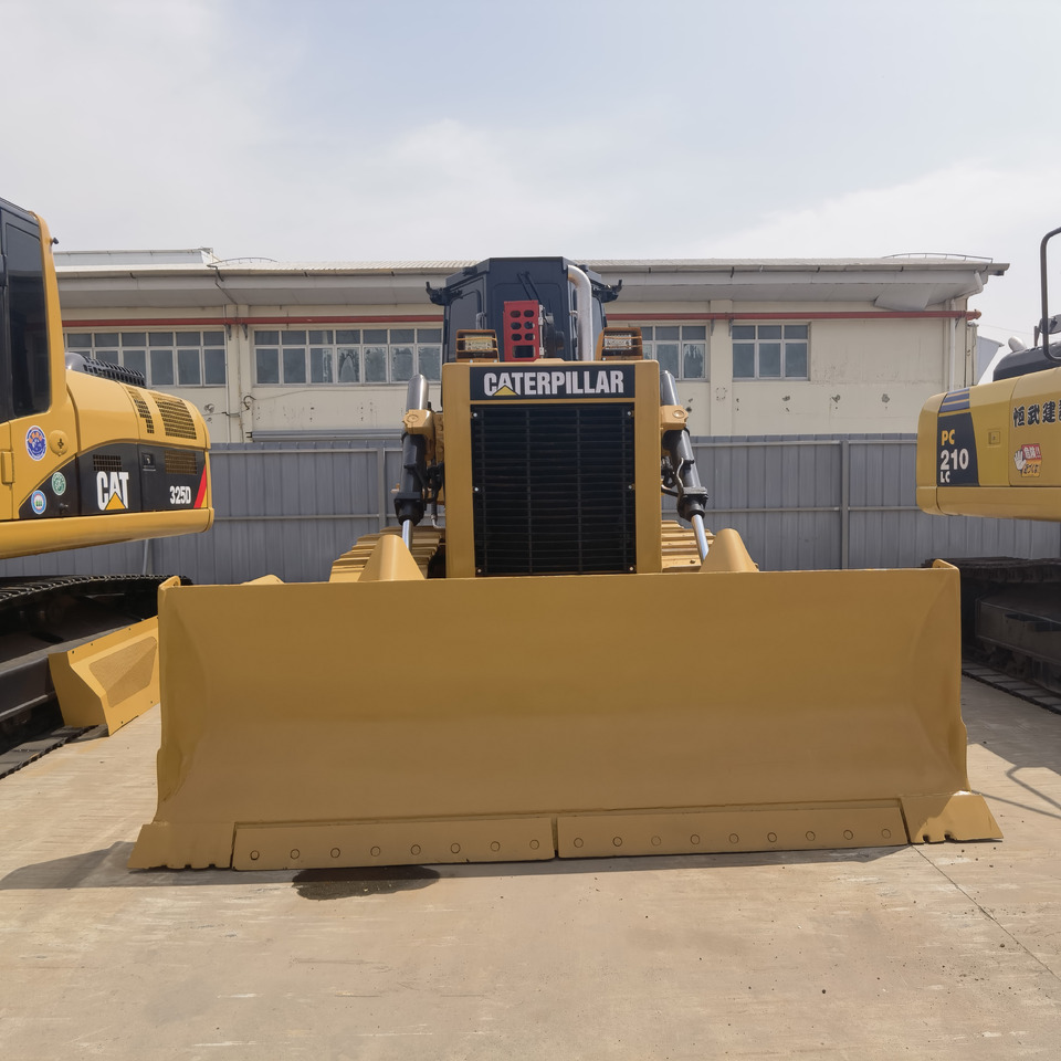 CAT D6G BullDozer - Булдозер: снимка 4 CAT D6G BullDozer - Булдозер: снимка 4