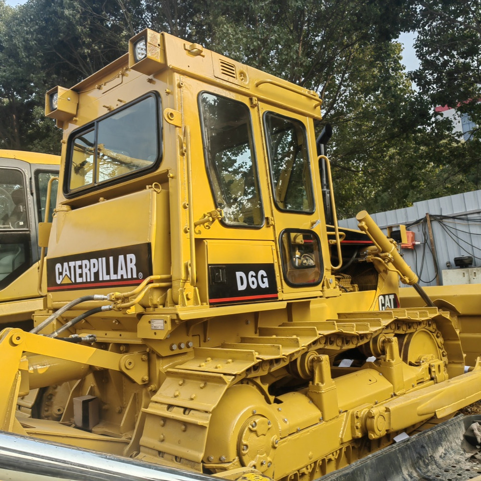 CAT D6G Bulldozer - Булдозер: снимка 1 CAT D6G Bulldozer - Булдозер: снимка 1