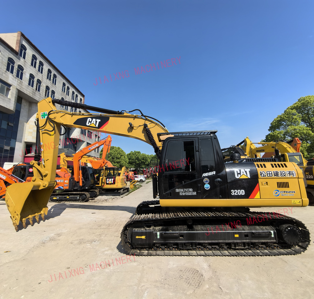 CAT320D - Верижен багер: снимка 2 CAT320D - Верижен багер: снимка 2