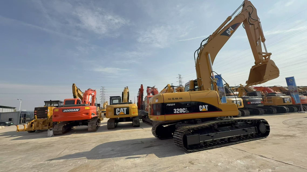 Cat 320cl excavator - Верижен багер: снимка 3 Cat 320cl excavator - Верижен багер: снимка 3