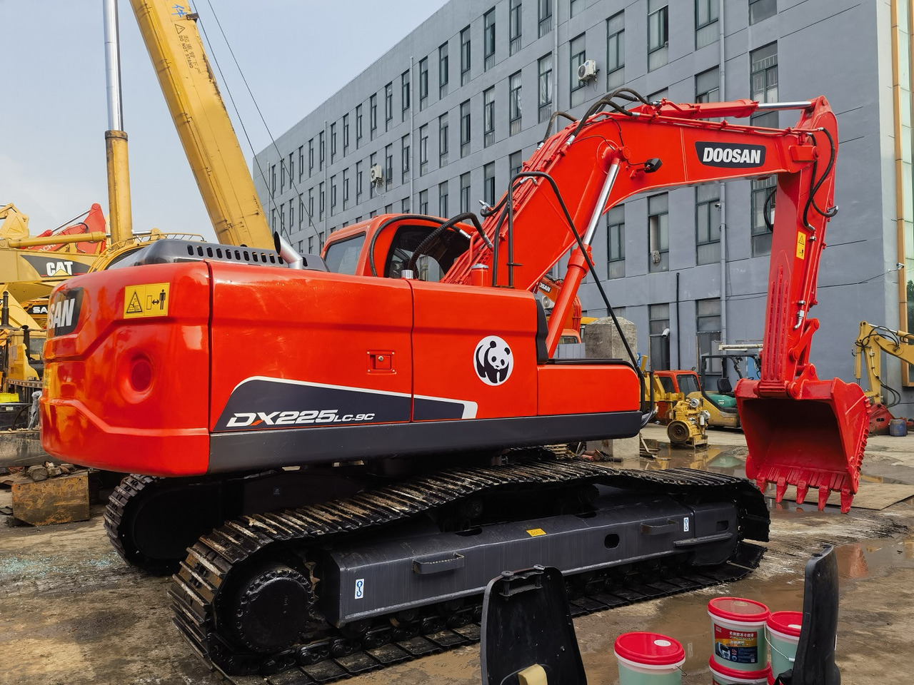DOOSAN Doosan DX225LC Crawler excavator - Верижен багер: снимка 5 DOOSAN Doosan DX225LC Crawler excavator - Верижен багер: снимка 5