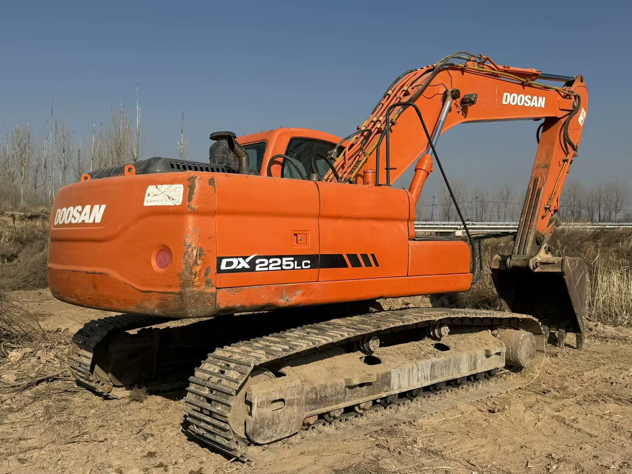 DOOSAN Doosan DX225LC Crawler excavator - Верижен багер: снимка 1 DOOSAN Doosan DX225LC Crawler excavator - Верижен багер: снимка 1