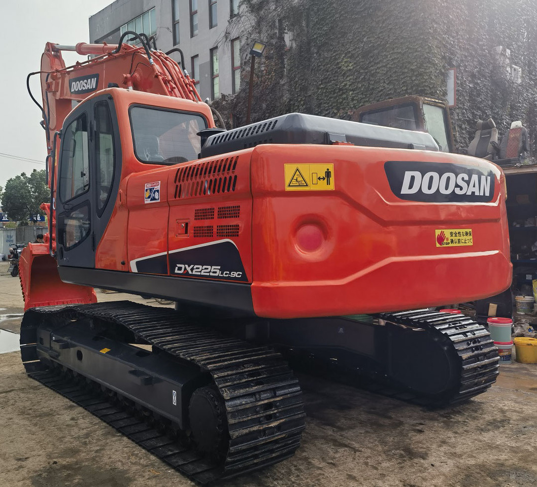 DOOSAN Doosan DX225LC Crawler excavator - Верижен багер: снимка 3 DOOSAN Doosan DX225LC Crawler excavator - Верижен багер: снимка 3