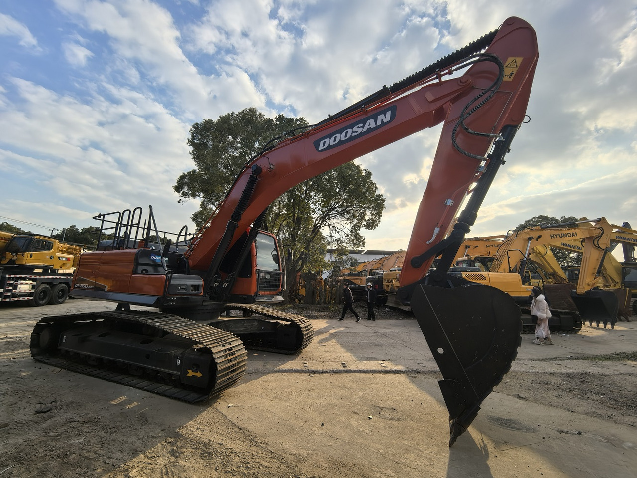 Doosan DX300LC Crawler Excavator - Верижен багер: снимка 4 Doosan DX300LC Crawler Excavator - Верижен багер: снимка 4