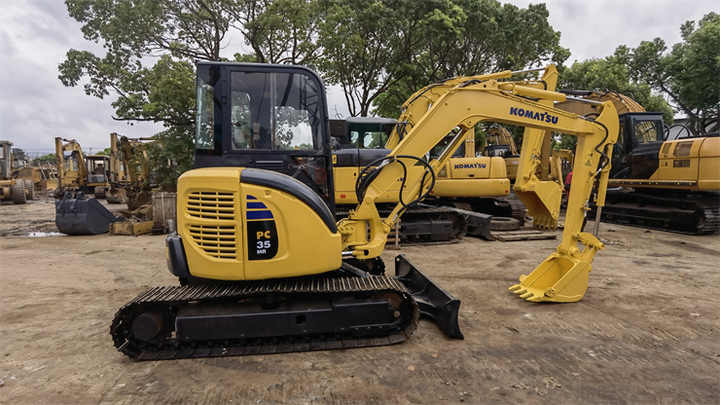 Excellent condition komatsu pc35MR in stock used original Japan komatsu pc35 excavator for sale - Верижен багер: снимка 5 Excellent condition komatsu pc35MR in stock used original Japan komatsu pc35 excavator for sale - Верижен багер: снимка 5