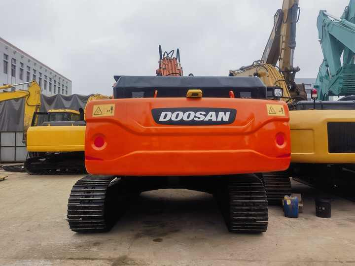 Good Condition Used Excavators Japan Used Excavator DOOSAN DX340LCA Hydraulic Crawler Digger Excavator for Sale - Верижен багер: снимка 2 Good Condition Used Excavators Japan Used Excavator DOOSAN DX340LCA Hydraulic Crawler Digger Excavator for Sale - Верижен багер: снимка 2