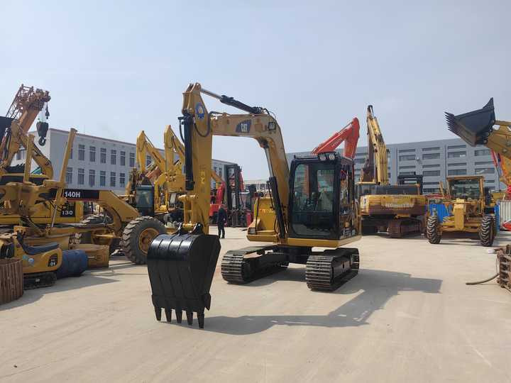 Good Condition and High Performance used Cat 307D Excavator Used Digger Excavator Second Hand Caterpillar 307D in stock - Верижен багер: снимка 2 Good Condition and High Performance used Cat 307D Excavator Used Digger Excavator Second Hand Caterpillar 307D in stock - Верижен багер: снимка 2