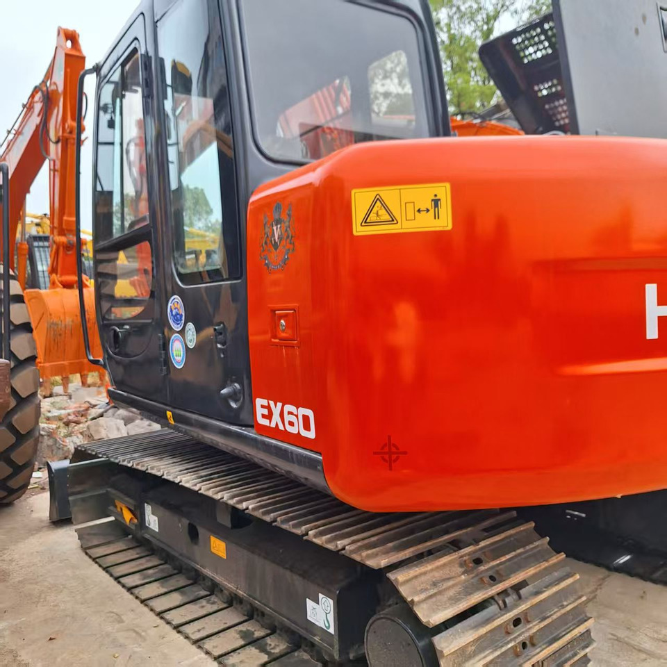 Hitachi EX60 Excavator - Верижен багер: снимка 2 Hitachi EX60 Excavator - Верижен багер: снимка 2