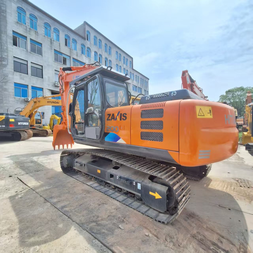 Hitachi ZX200-5g excavator - Багер: снимка 2 Hitachi ZX200-5g excavator - Багер: снимка 2