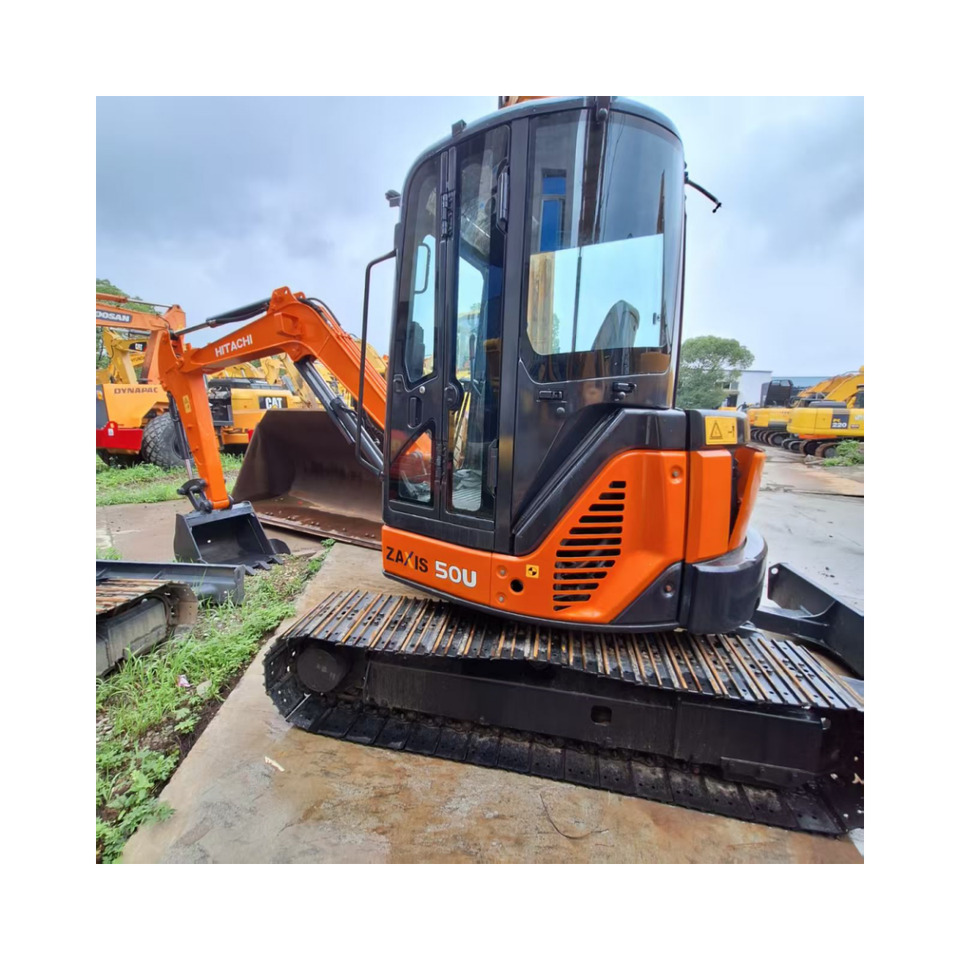 Hitachi ZX50 Excavator - Верижен багер: снимка 1 Hitachi ZX50 Excavator - Верижен багер: снимка 1