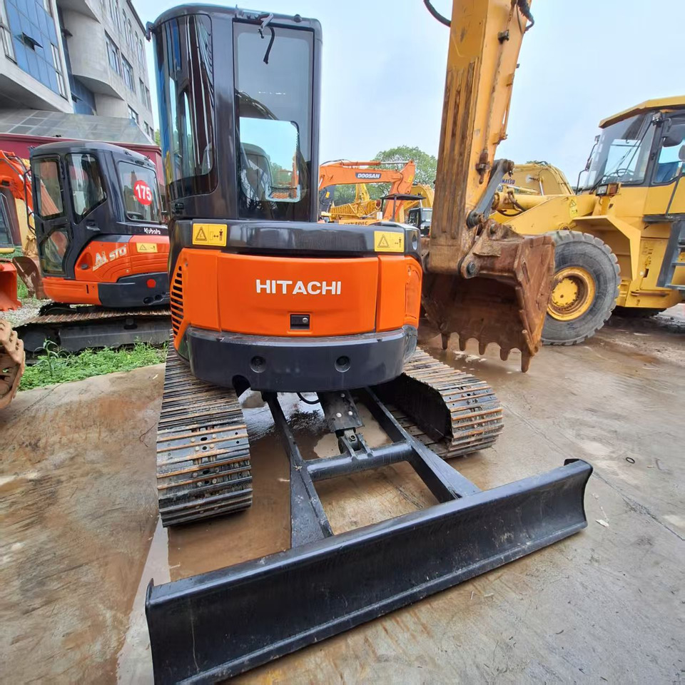 Hitachi ZX50 Excavator - Верижен багер: снимка 4 Hitachi ZX50 Excavator - Верижен багер: снимка 4