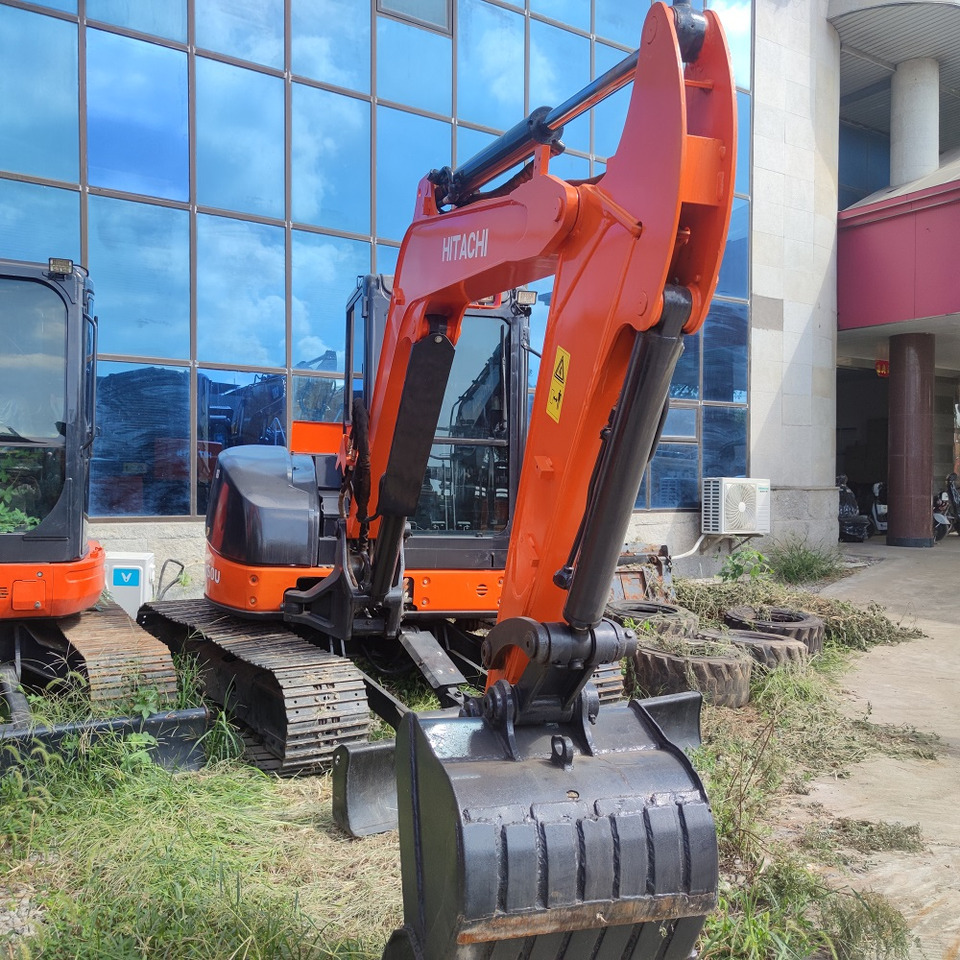 Hitachi ZX50 Excavator - Верижен багер: снимка 2 Hitachi ZX50 Excavator - Верижен багер: снимка 2