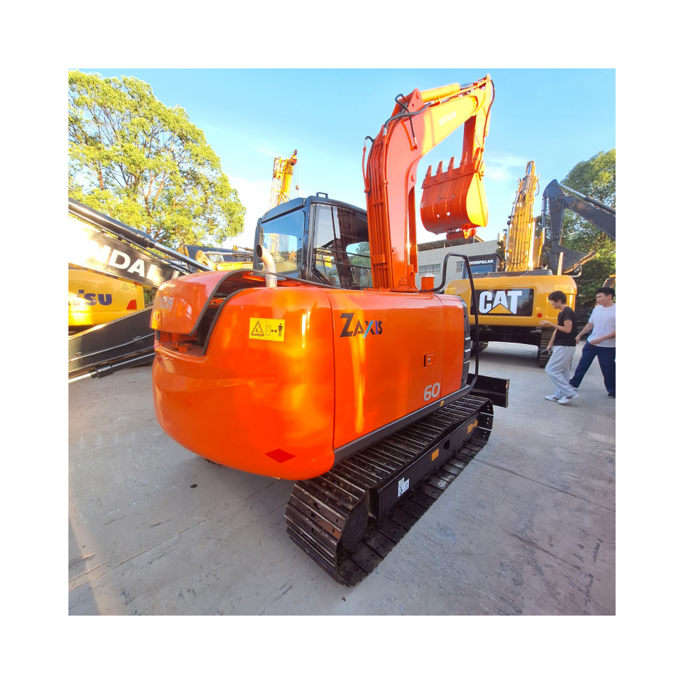 Hitachi ZX60 Excavator - Верижен багер: снимка 1 Hitachi ZX60 Excavator - Верижен багер: снимка 1