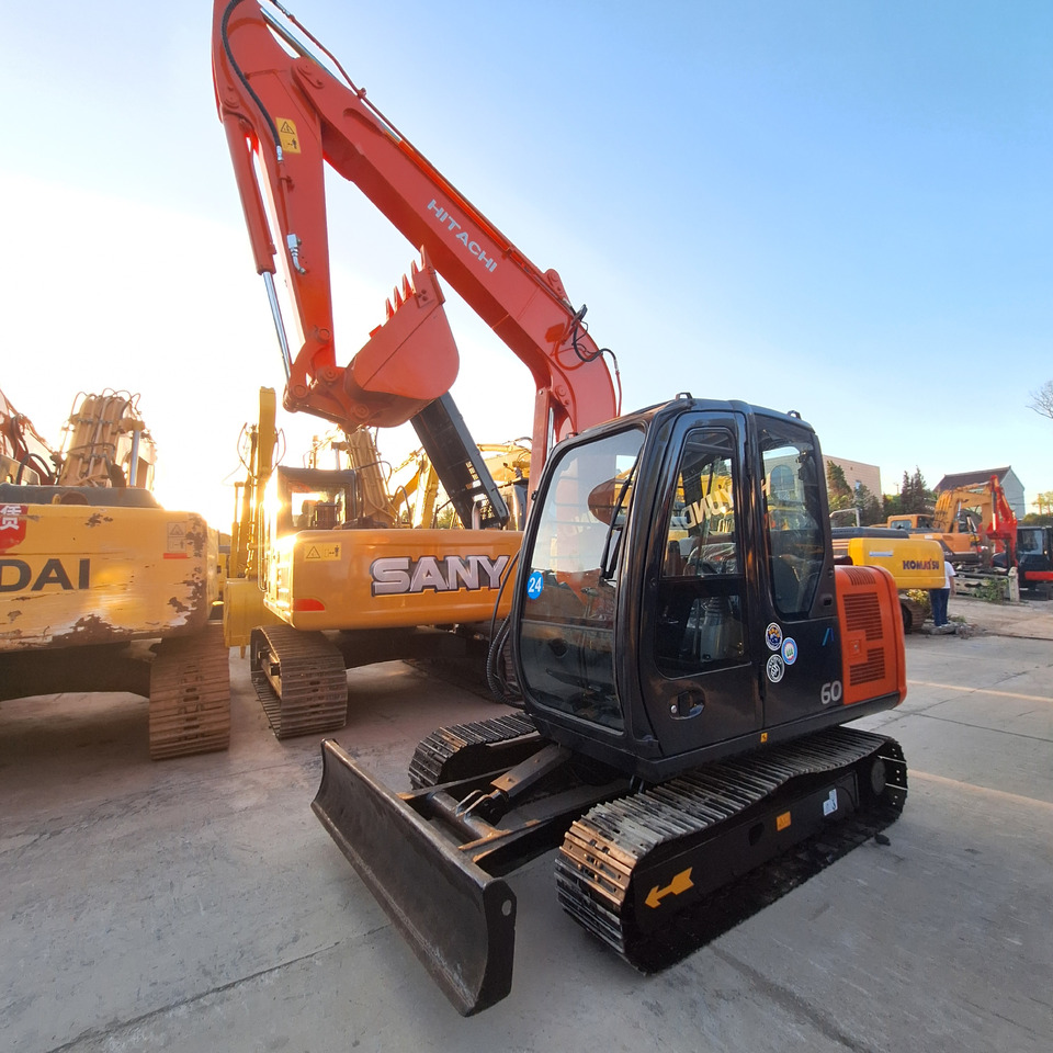 Hitachi ZX60 Excavator - Верижен багер: снимка 5 Hitachi ZX60 Excavator - Верижен багер: снимка 5