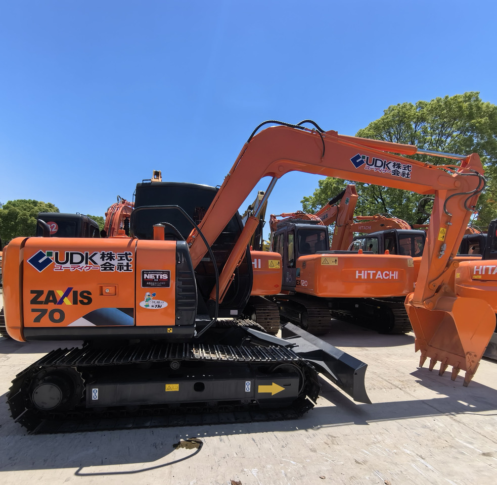 Hitachi ZX70 Excavator - Мини багер: снимка 3 Hitachi ZX70 Excavator - Мини багер: снимка 3
